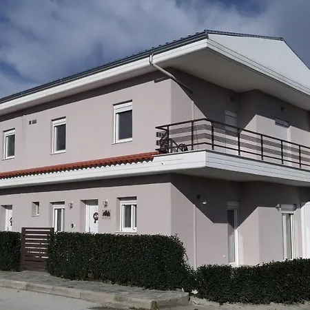 Apartment Virgin Rocks 2